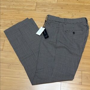Banana Republic Italian certified Wool houndstooth high rise straight fit Pants